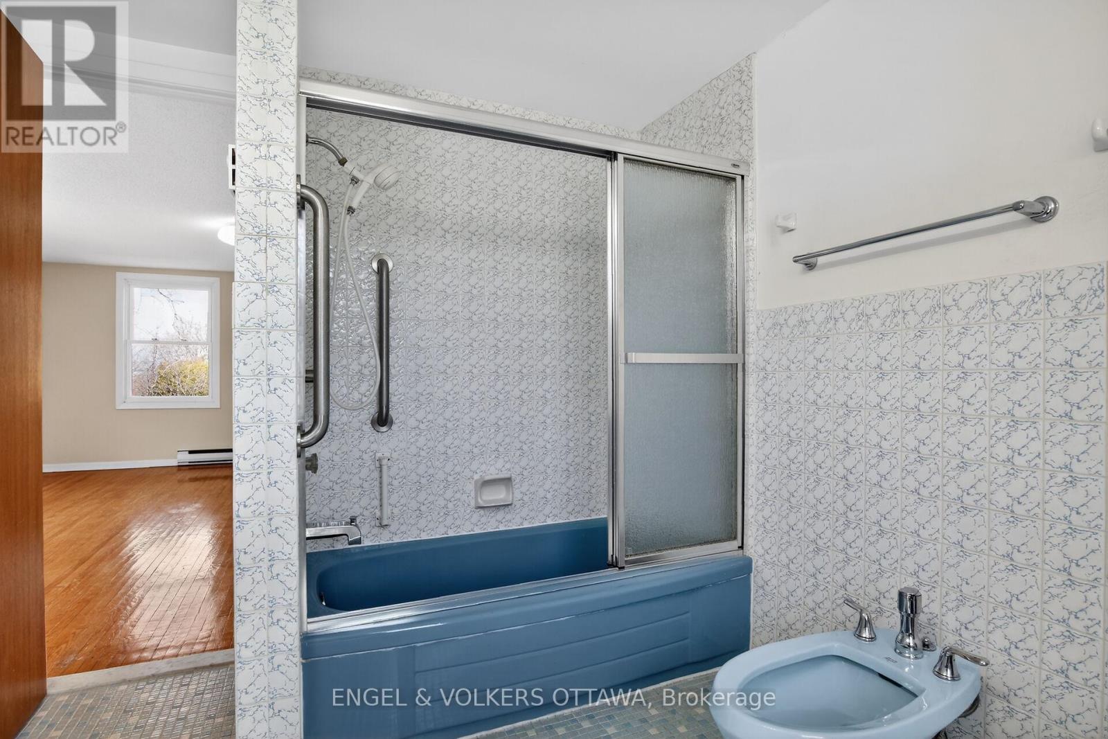 193 Cunningham Avenue N