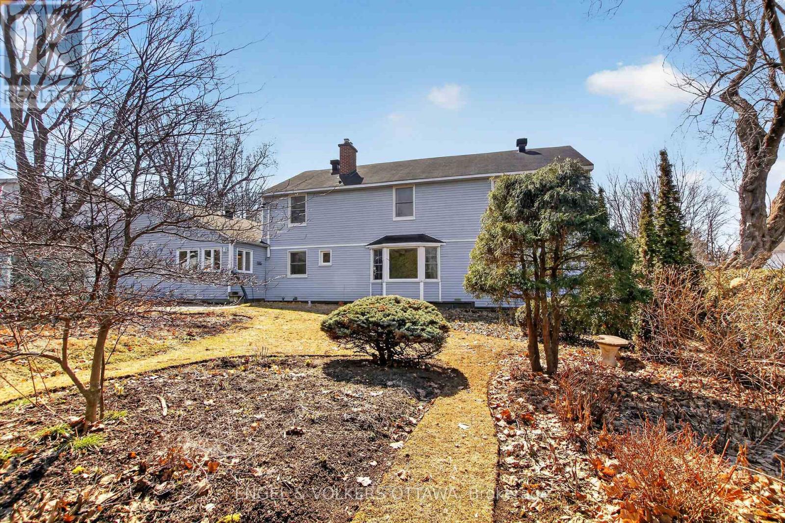 193 Cunningham Avenue N