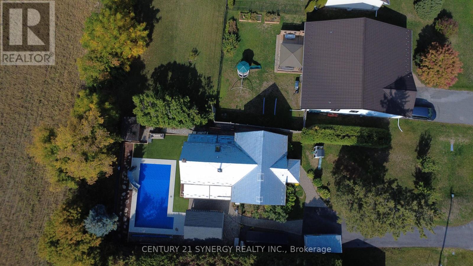 103 Queen Charlotte Street