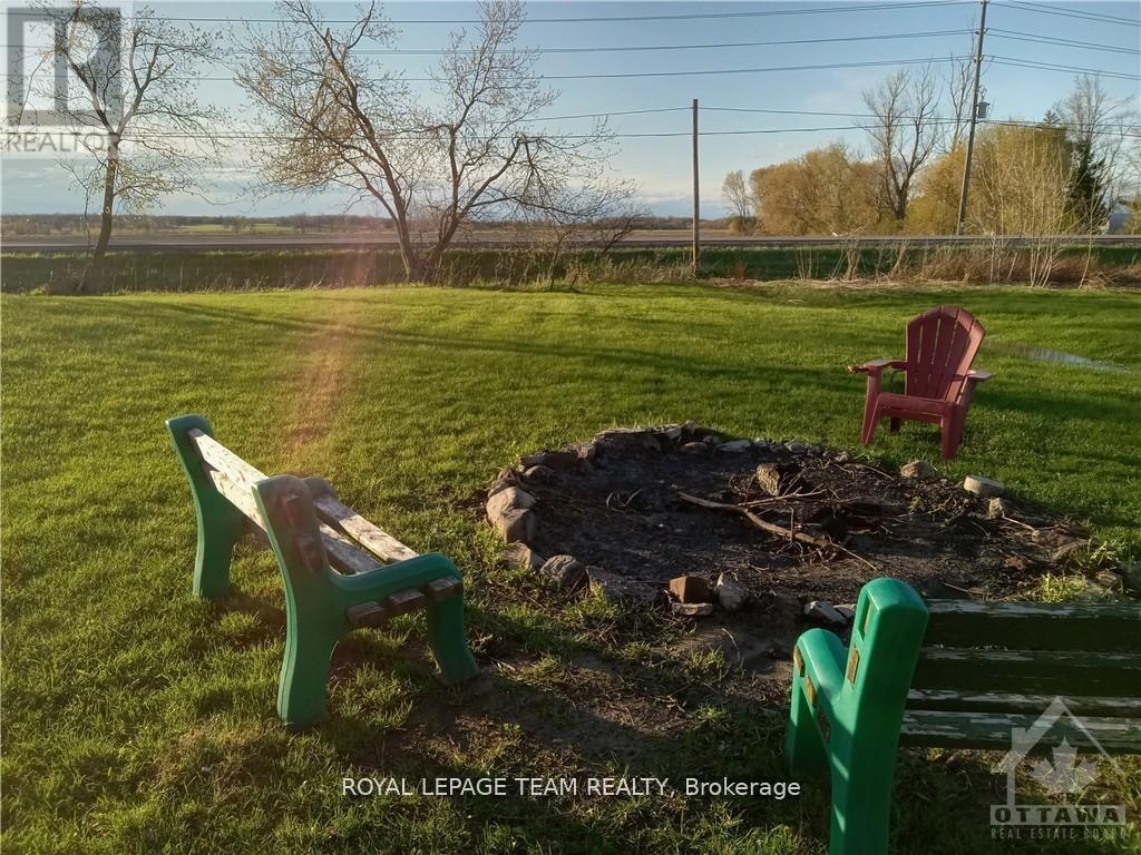 10296 Marionville Road