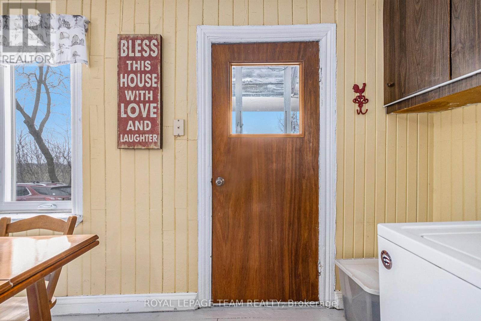 10296 Marionville Road