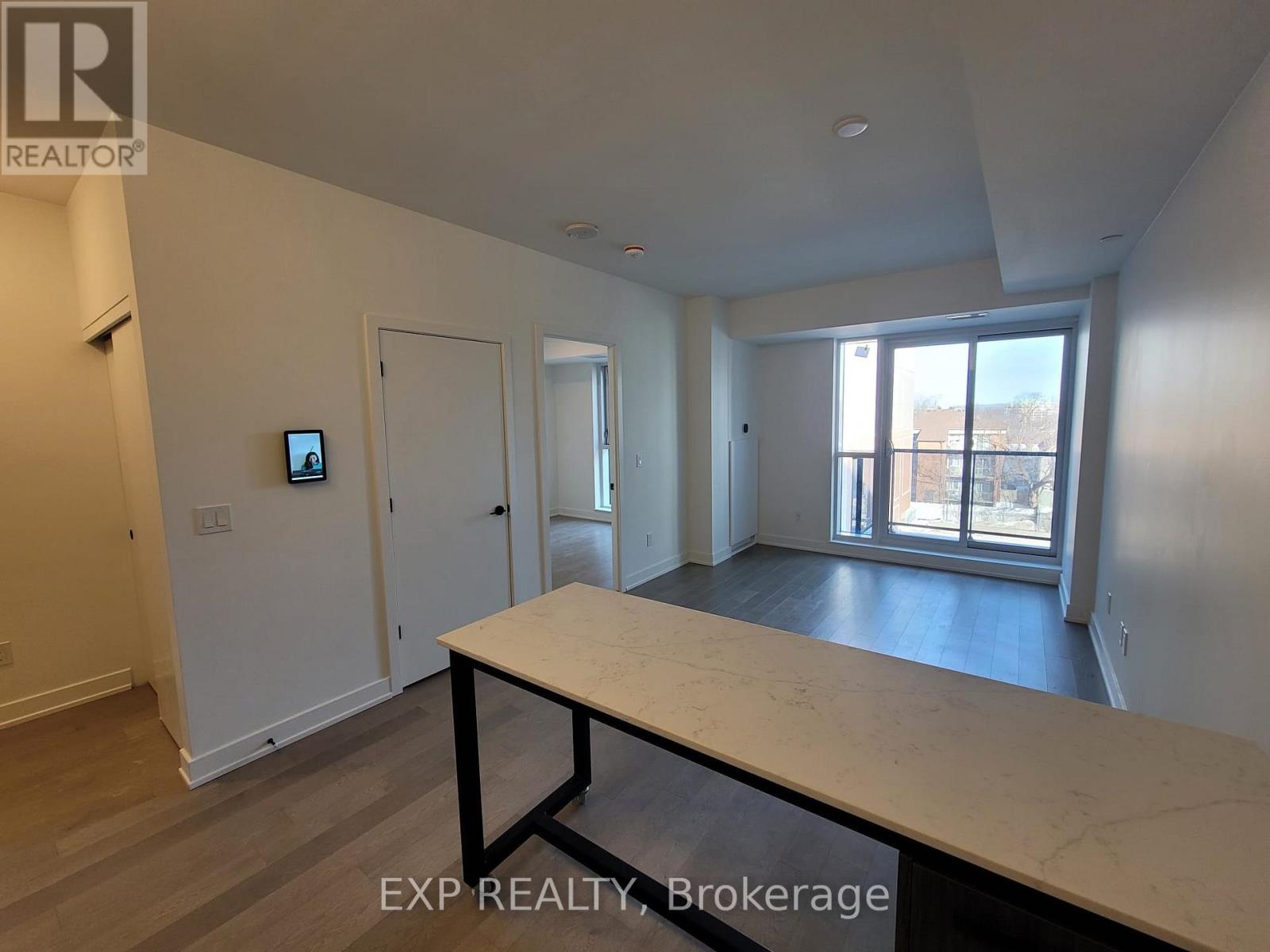 407 - 560 Rideau Street