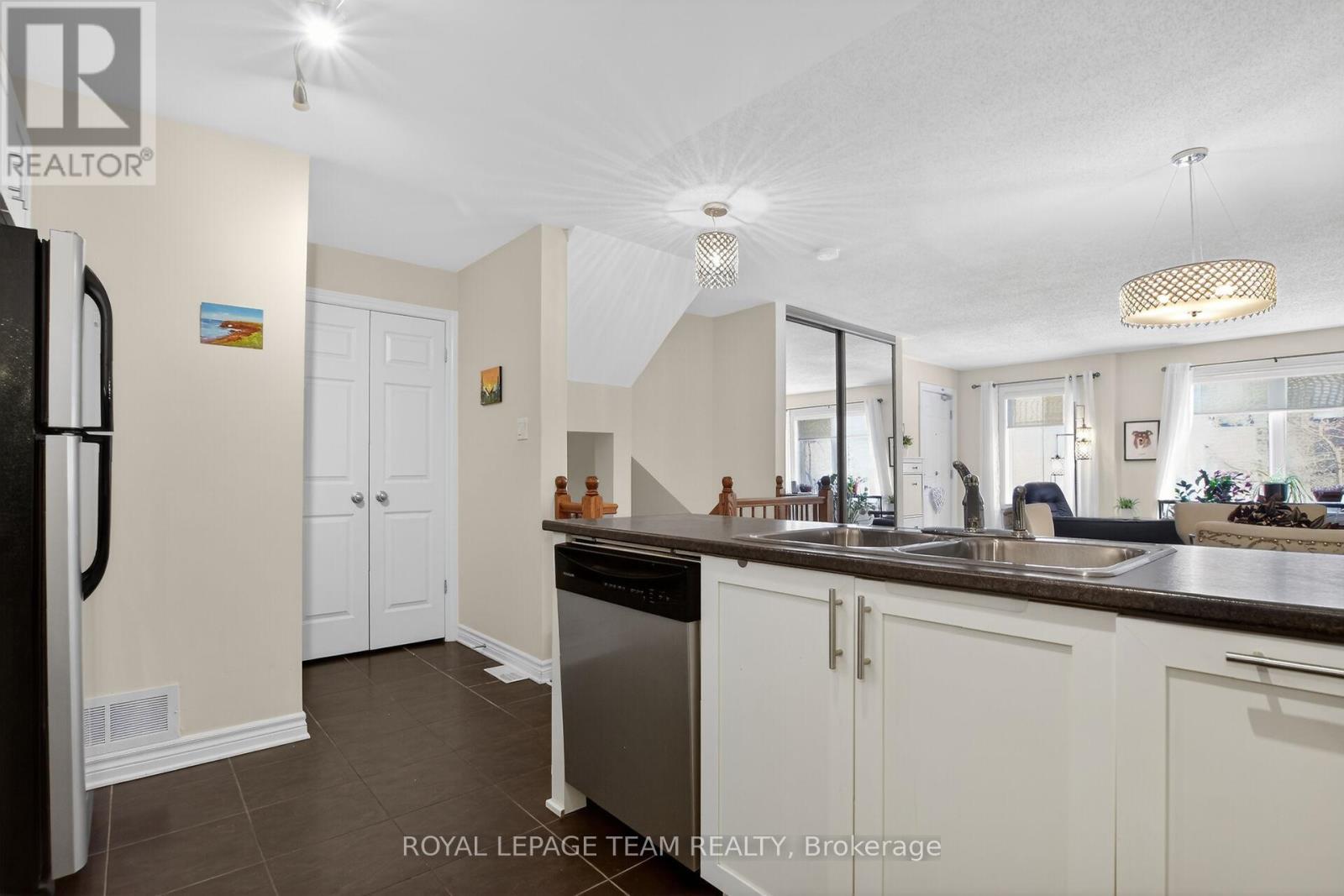 130a Lindenshade Drive