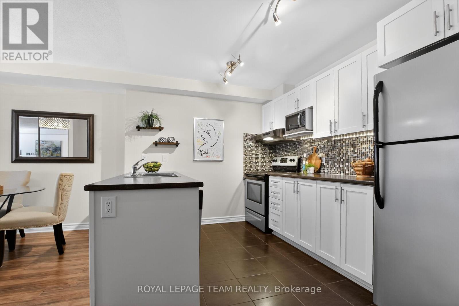 130a Lindenshade Drive