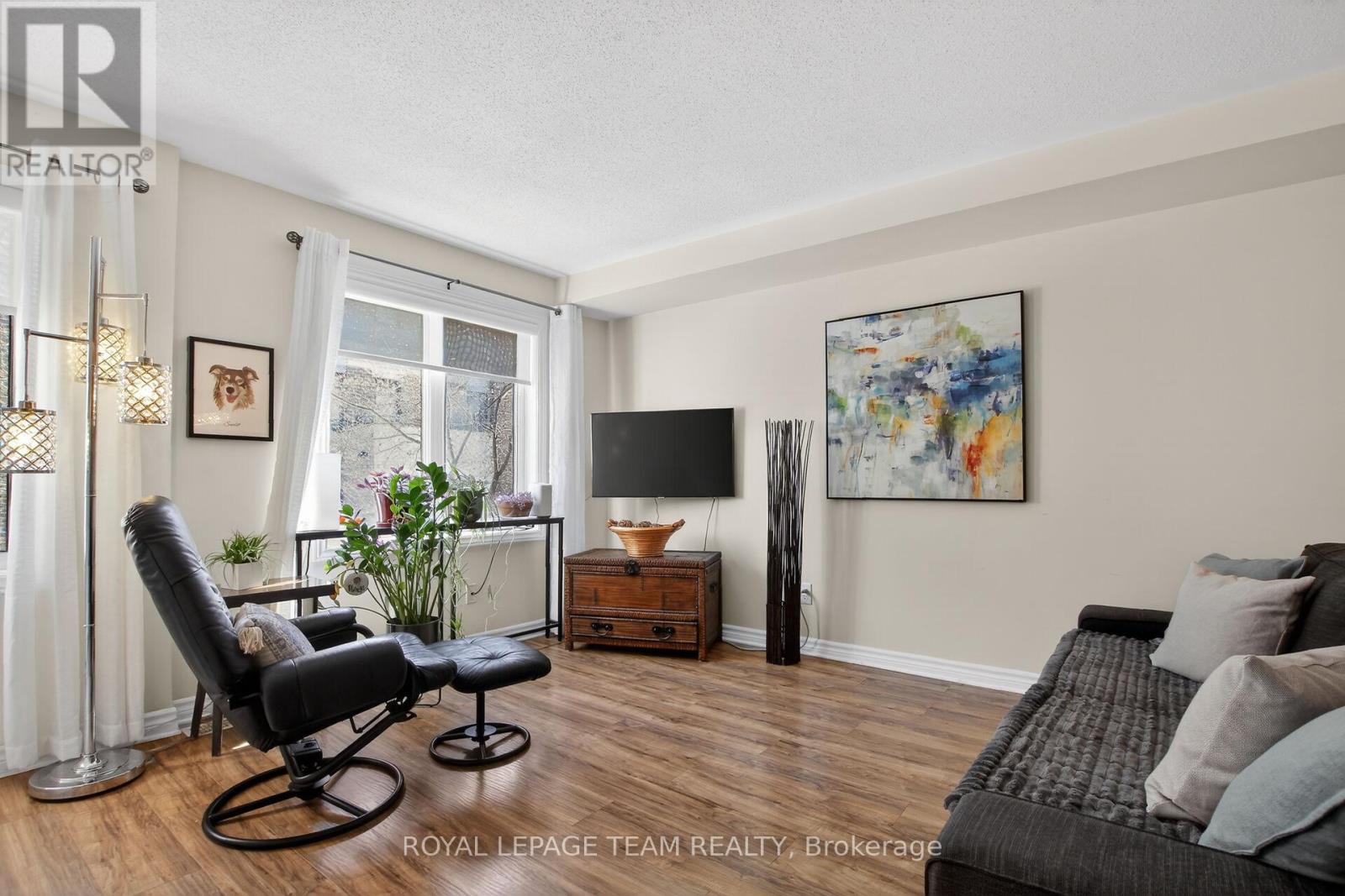 130a Lindenshade Drive