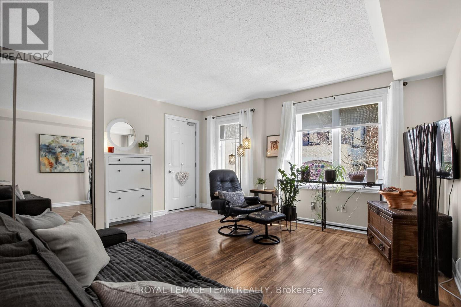 130a Lindenshade Drive