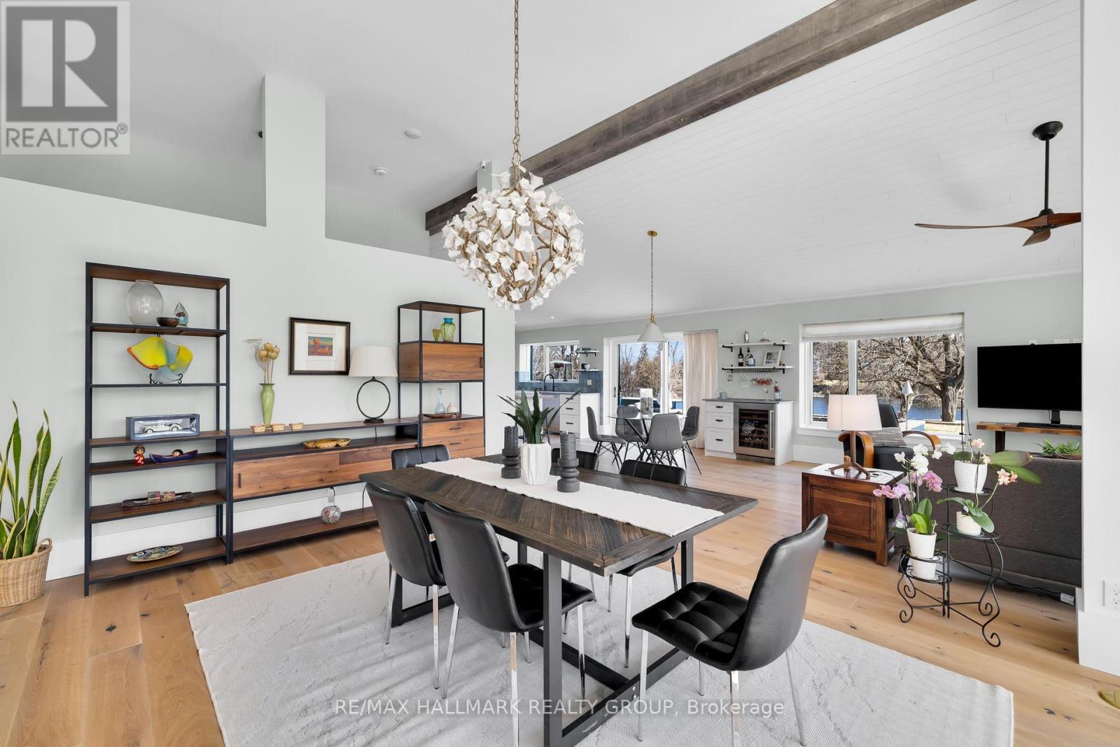 5567 South Island Park Drive