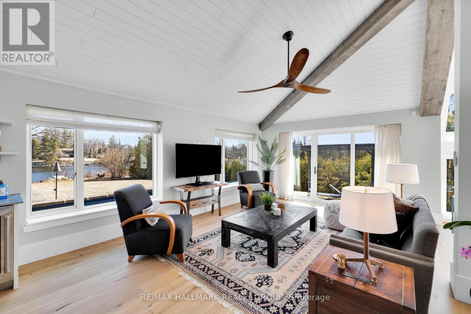 5567 South Island Park Drive