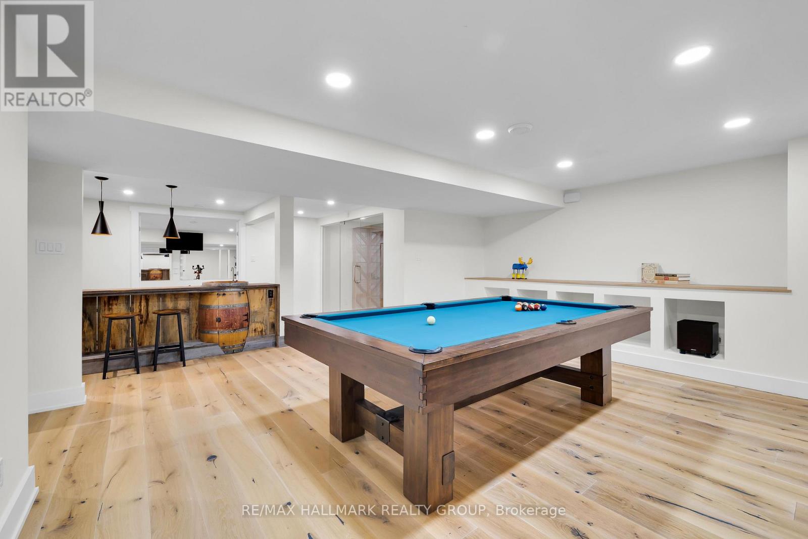 5567 South Island Park Drive