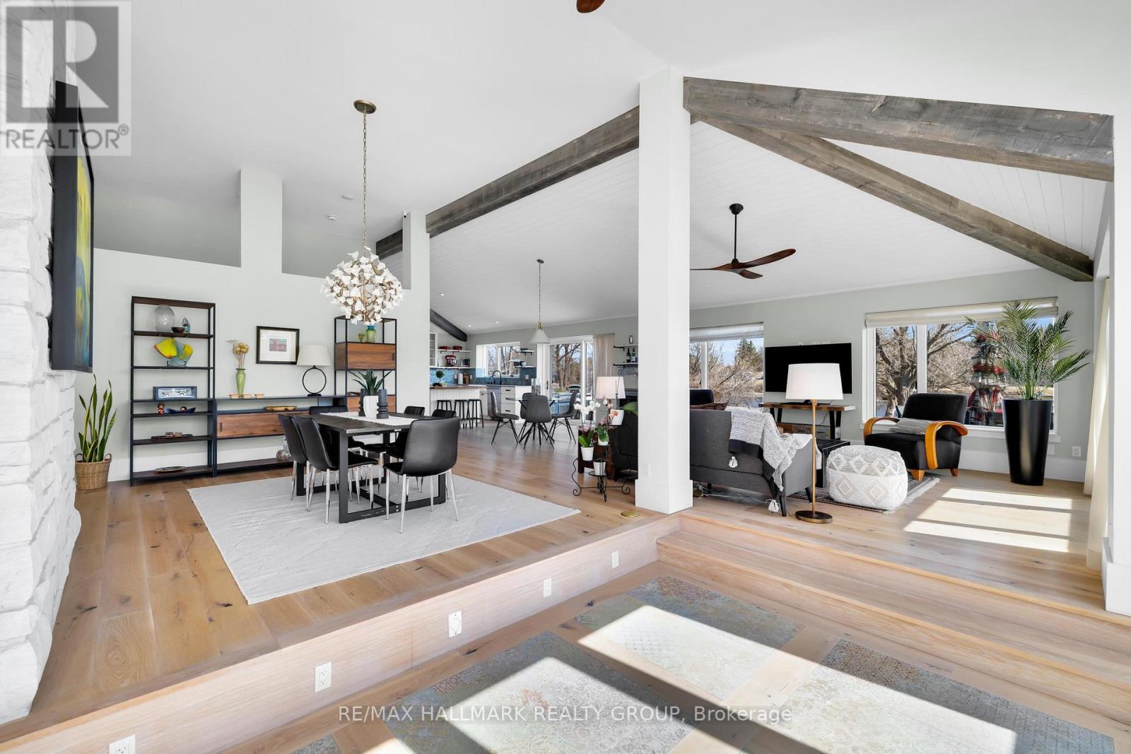 5567 South Island Park Drive