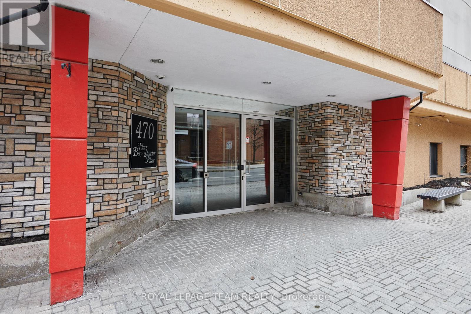 1407 - 470 Laurier Avenue W