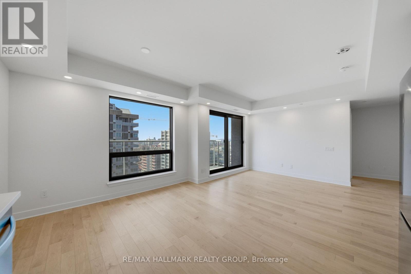 2001 - 180 George Street