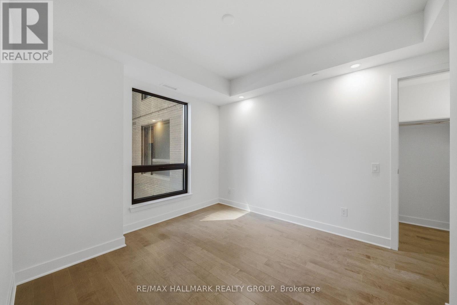 308 - 180 George Street