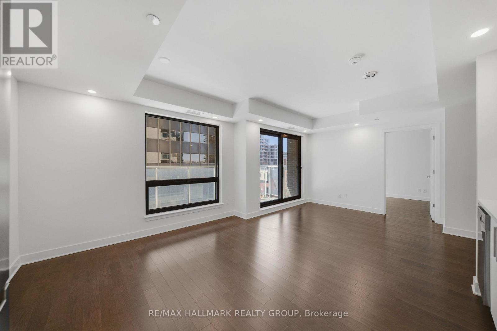 501 - 180 George Street