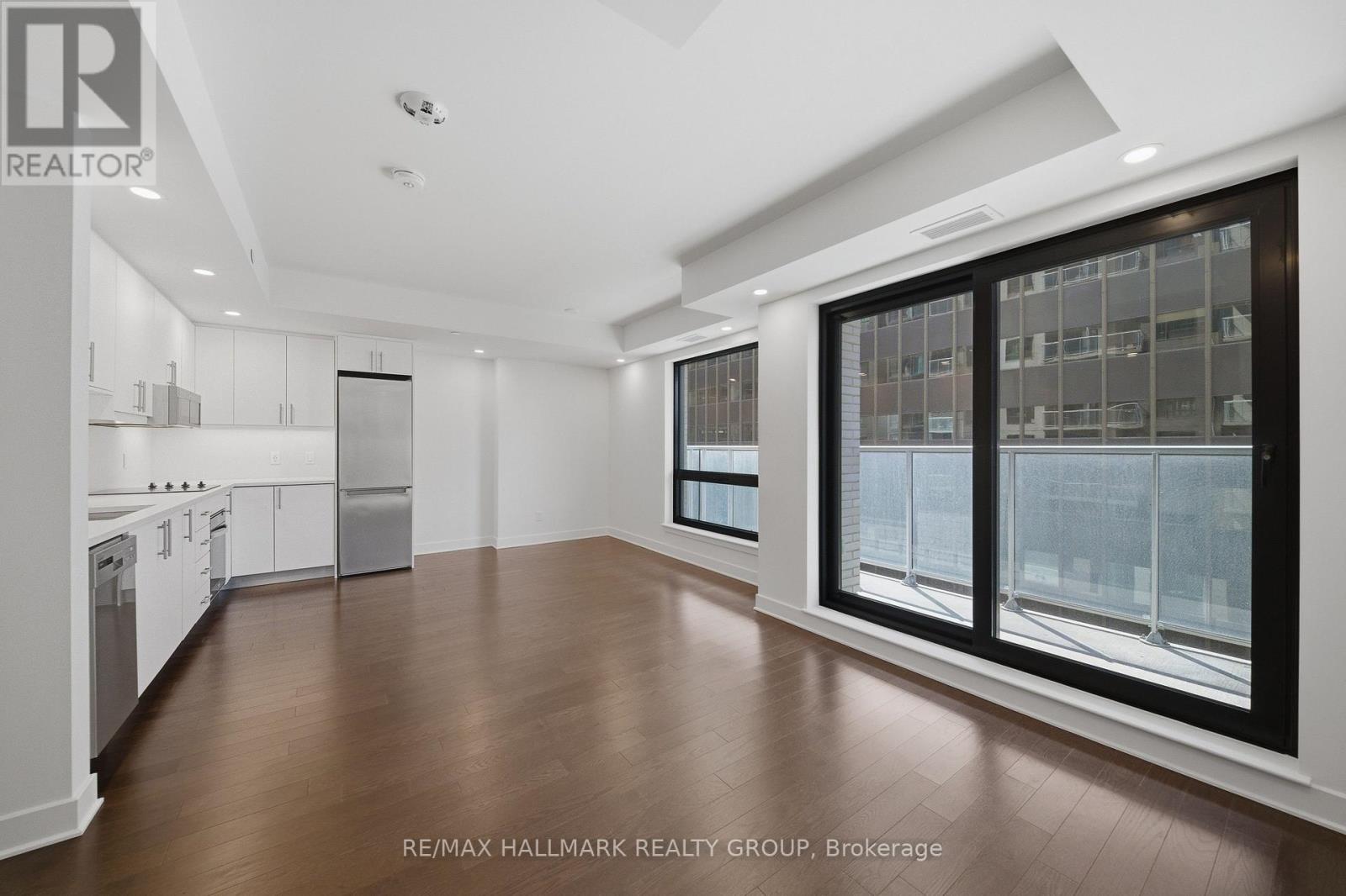 501 - 180 George Street