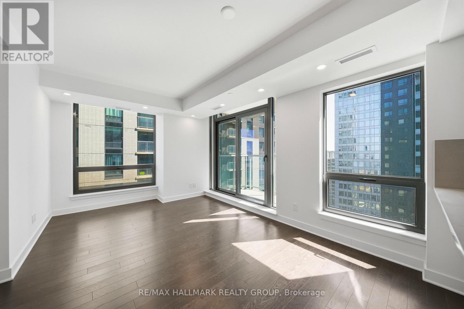 1408 - 180 George Street