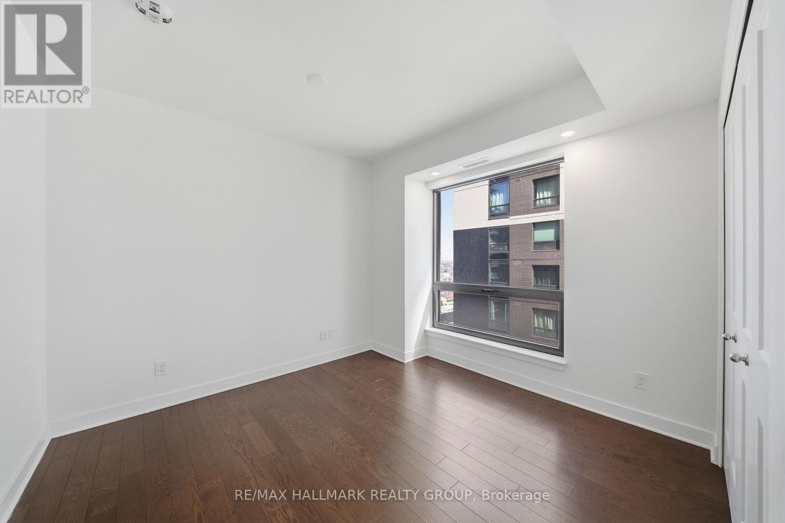 1408 - 180 George Street