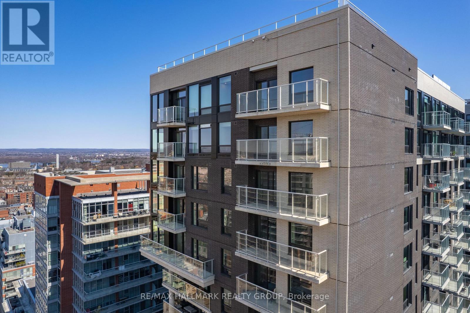 1408 - 180 George Street