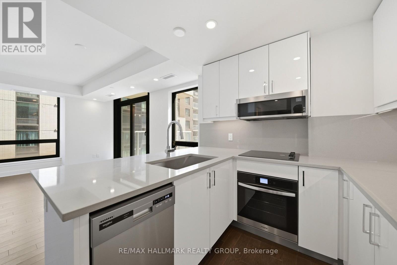 1408 - 180 George Street