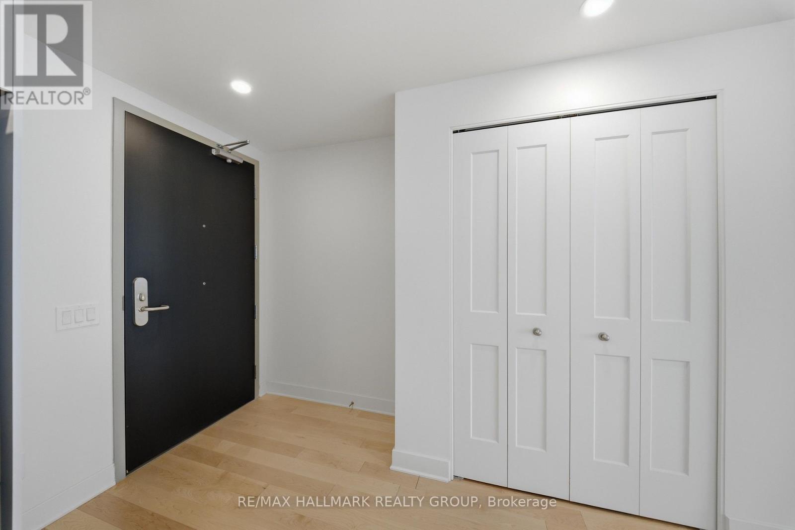 1703 - 180 George Street