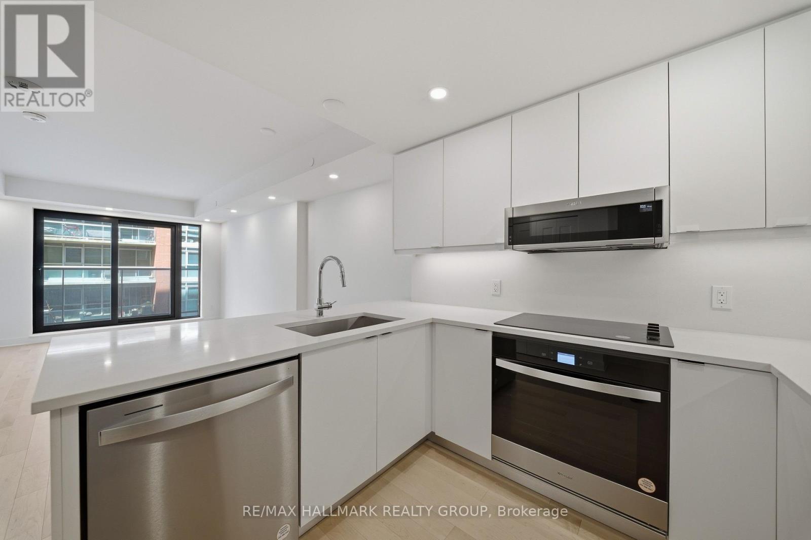 1703 - 180 George Street