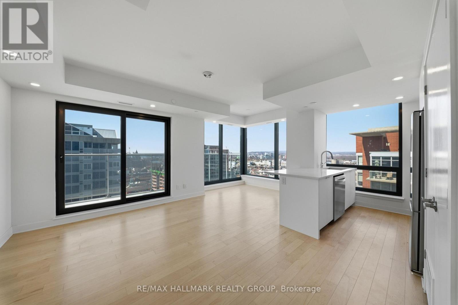 2202 - 180 George Street