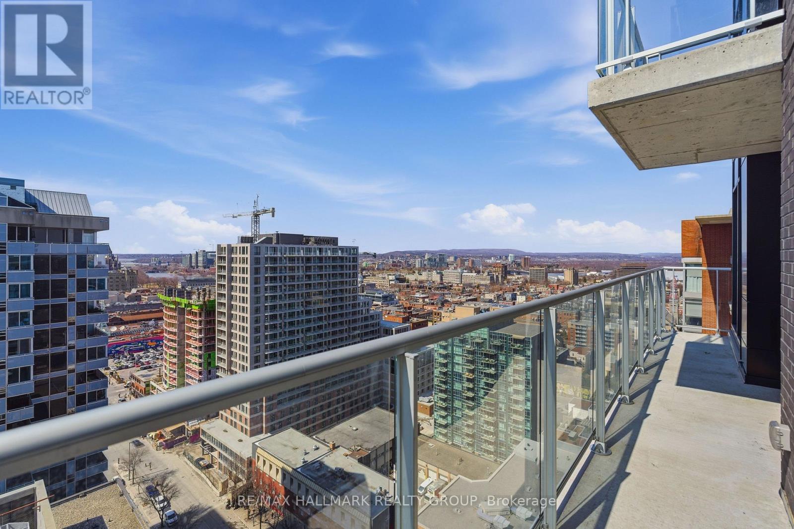 2202 - 180 George Street