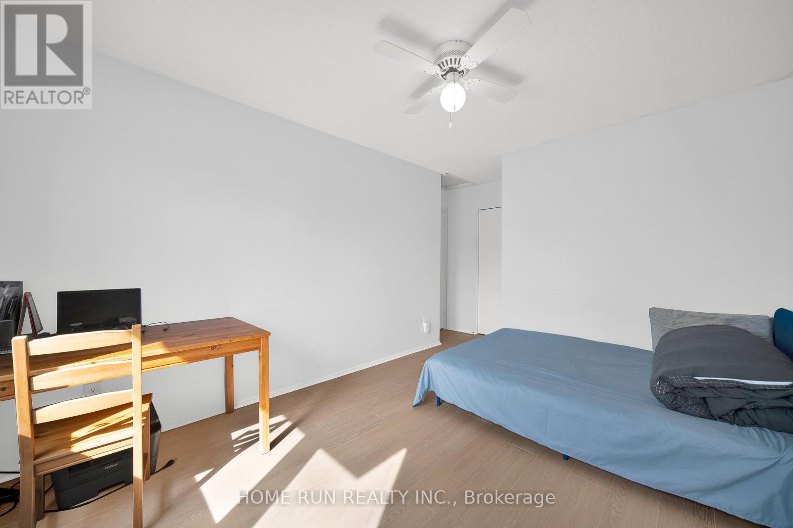 4 - 2111 Montreal Road