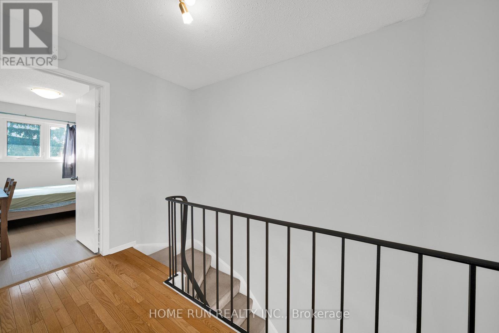 4 - 2111 Montreal Road