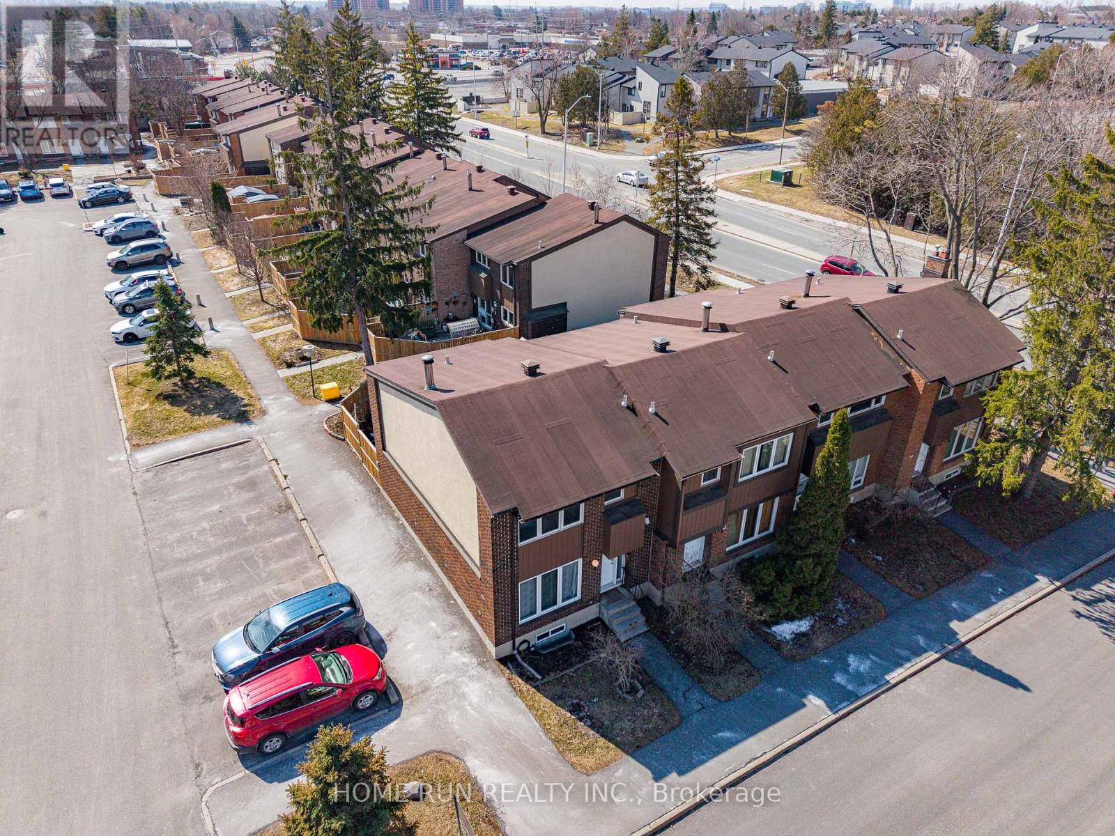 4 - 2111 Montreal Road