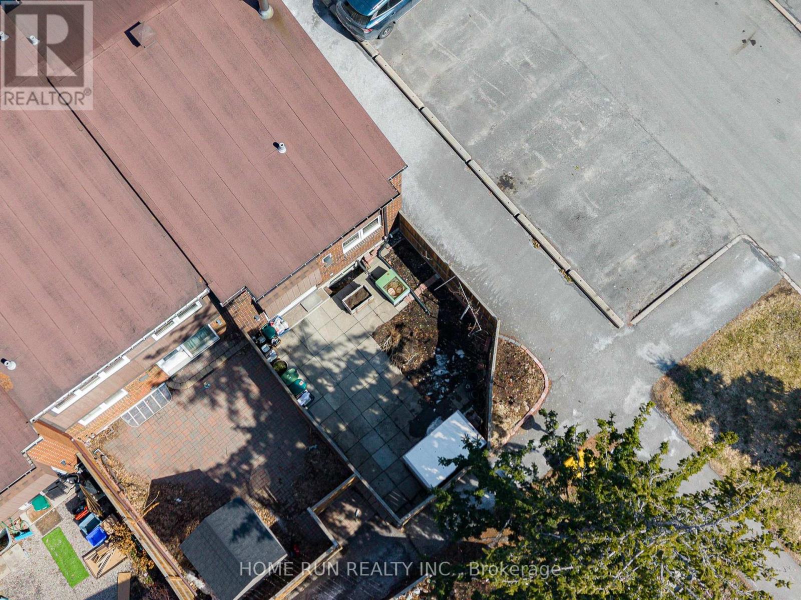 4 - 2111 Montreal Road