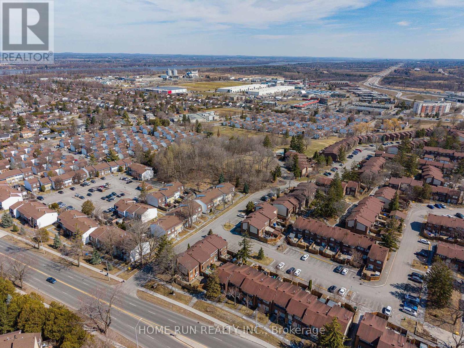 4 - 2111 Montreal Road