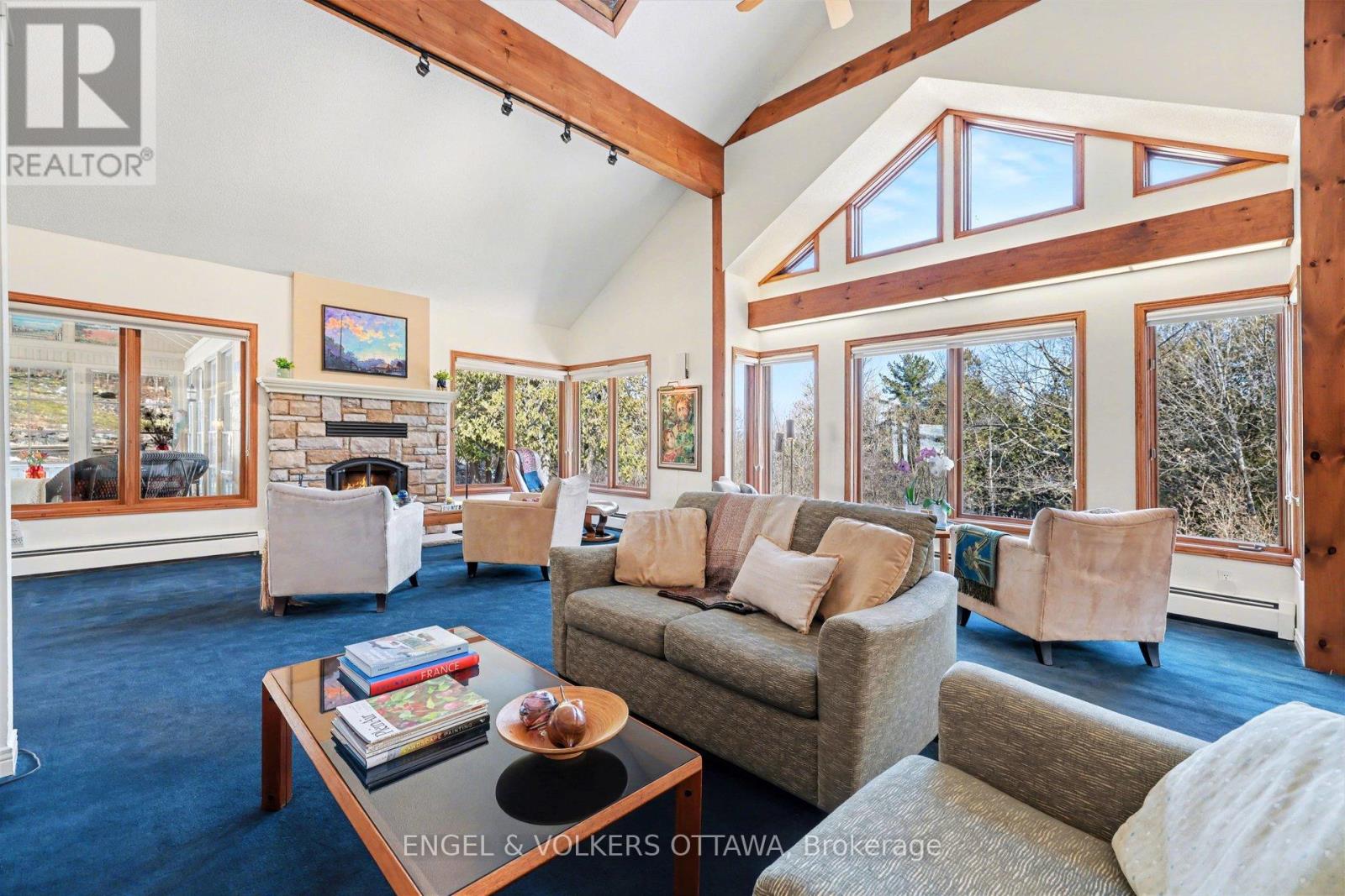 4637 Northwoods Drive