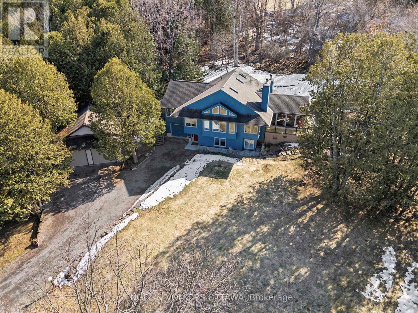 4637 Northwoods Drive