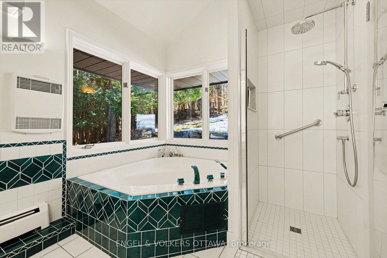 4637 Northwoods Drive