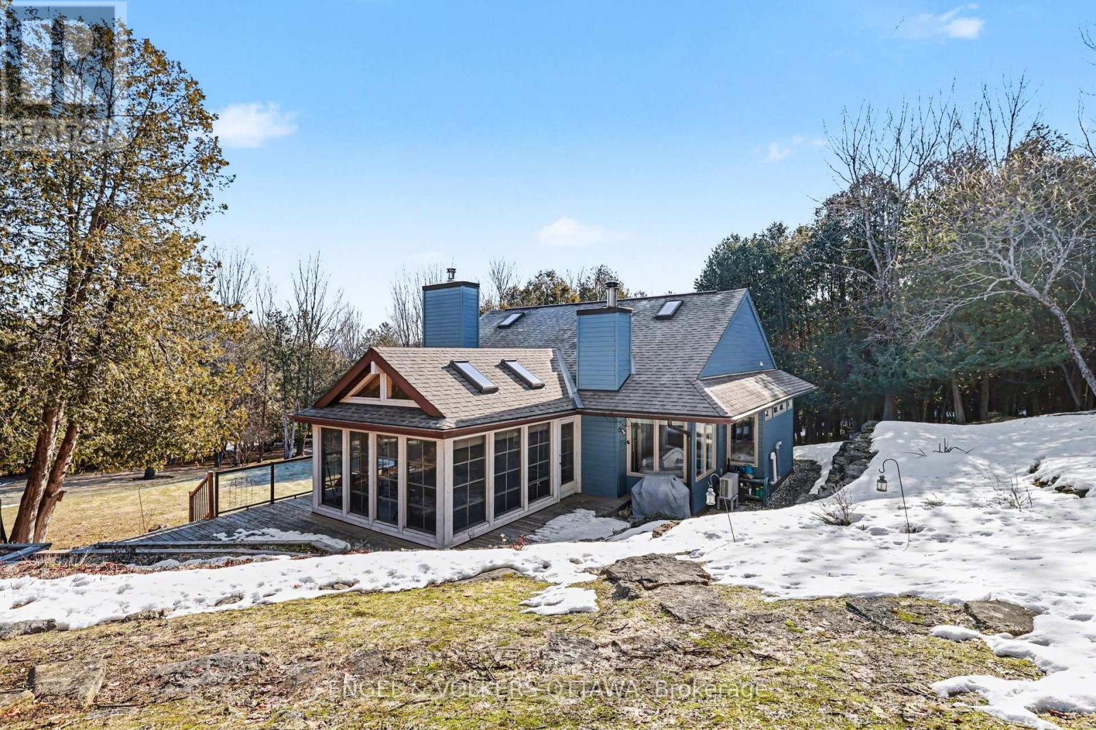 4637 Northwoods Drive