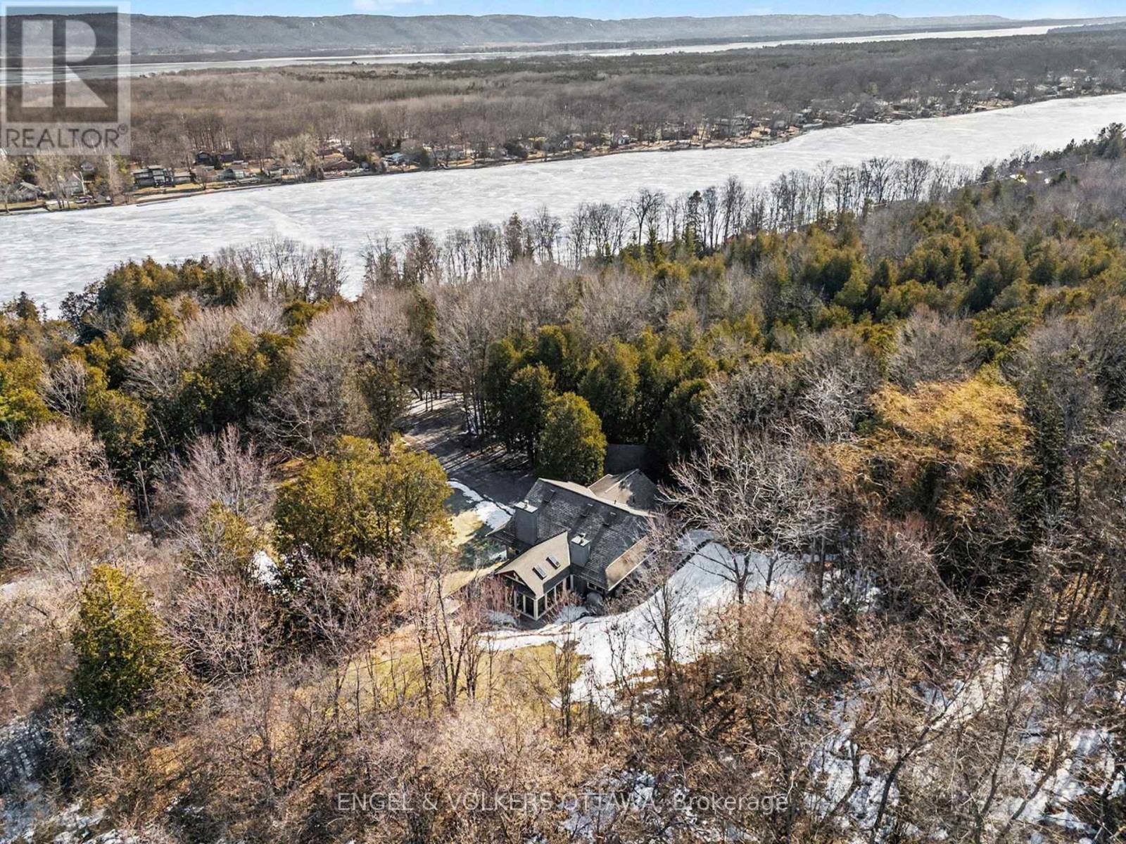 4637 Northwoods Drive