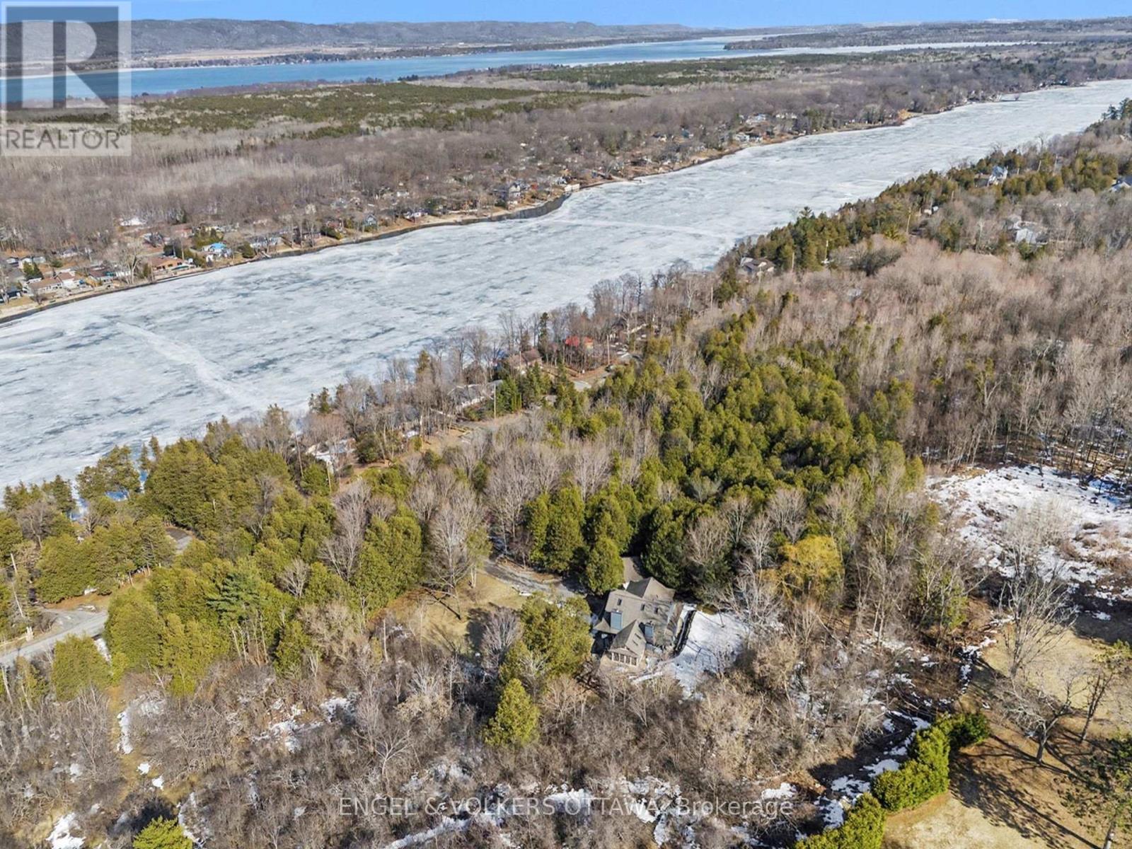 4637 Northwoods Drive