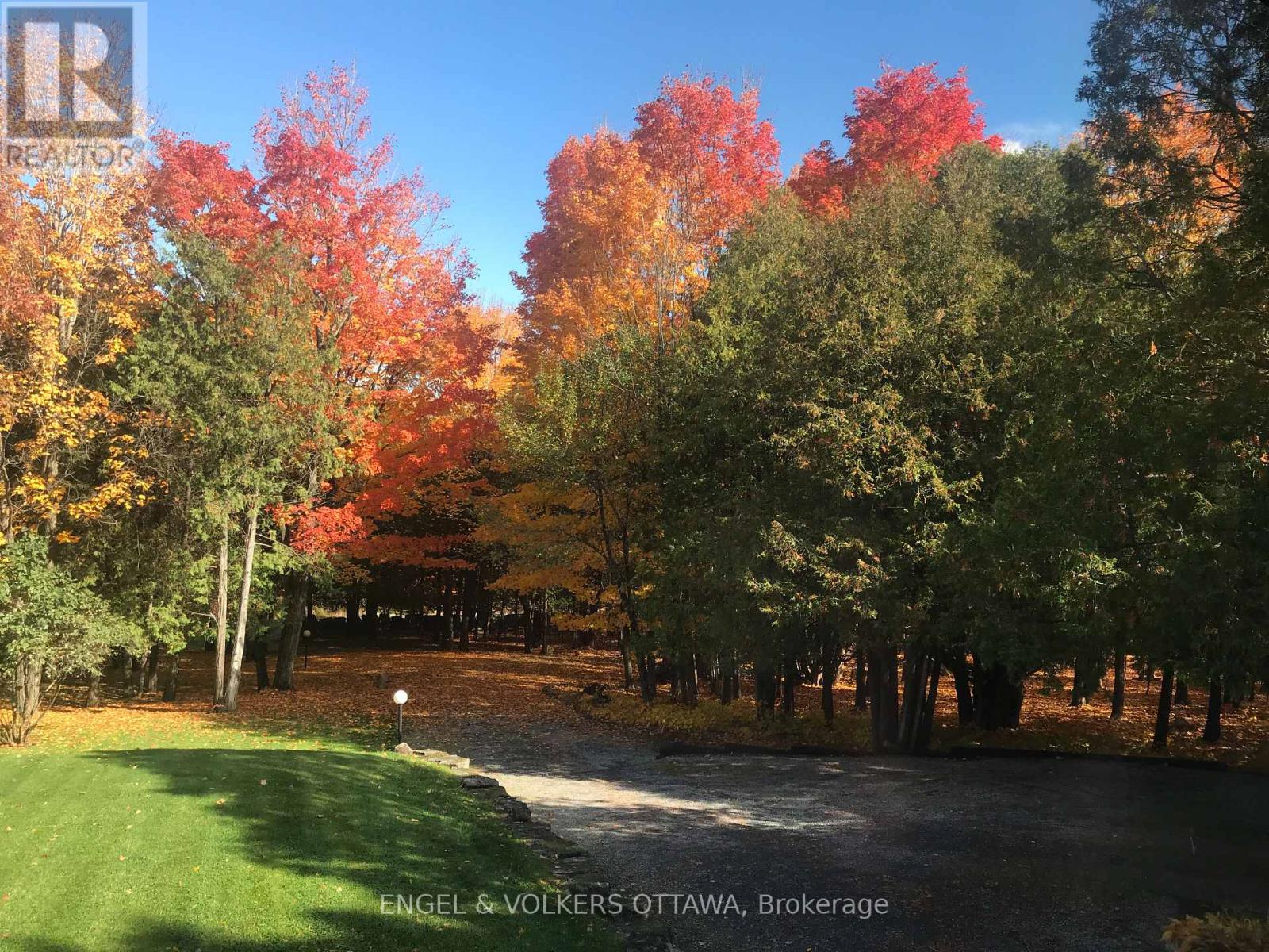 4637 Northwoods Drive