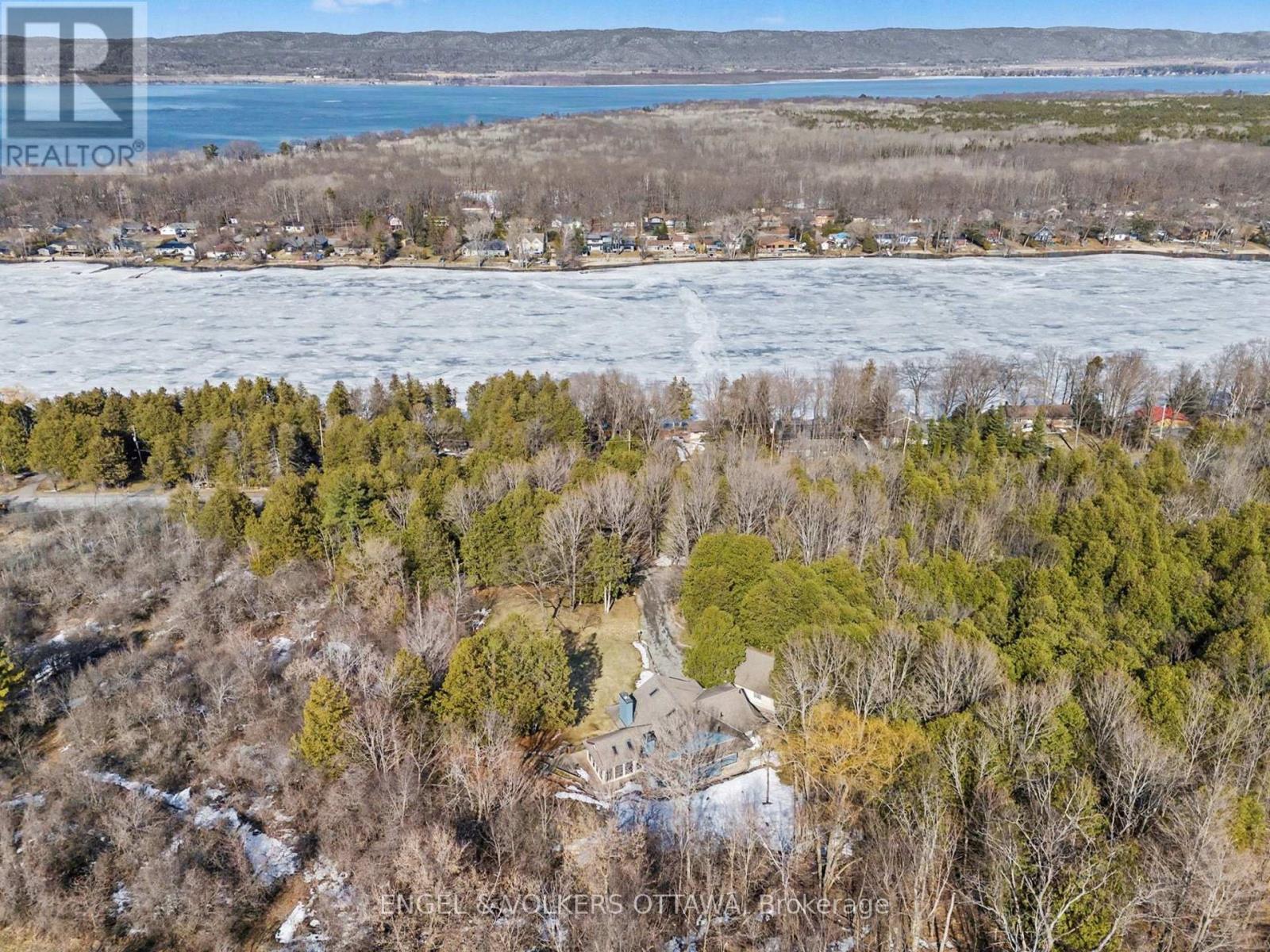 4637 Northwoods Drive