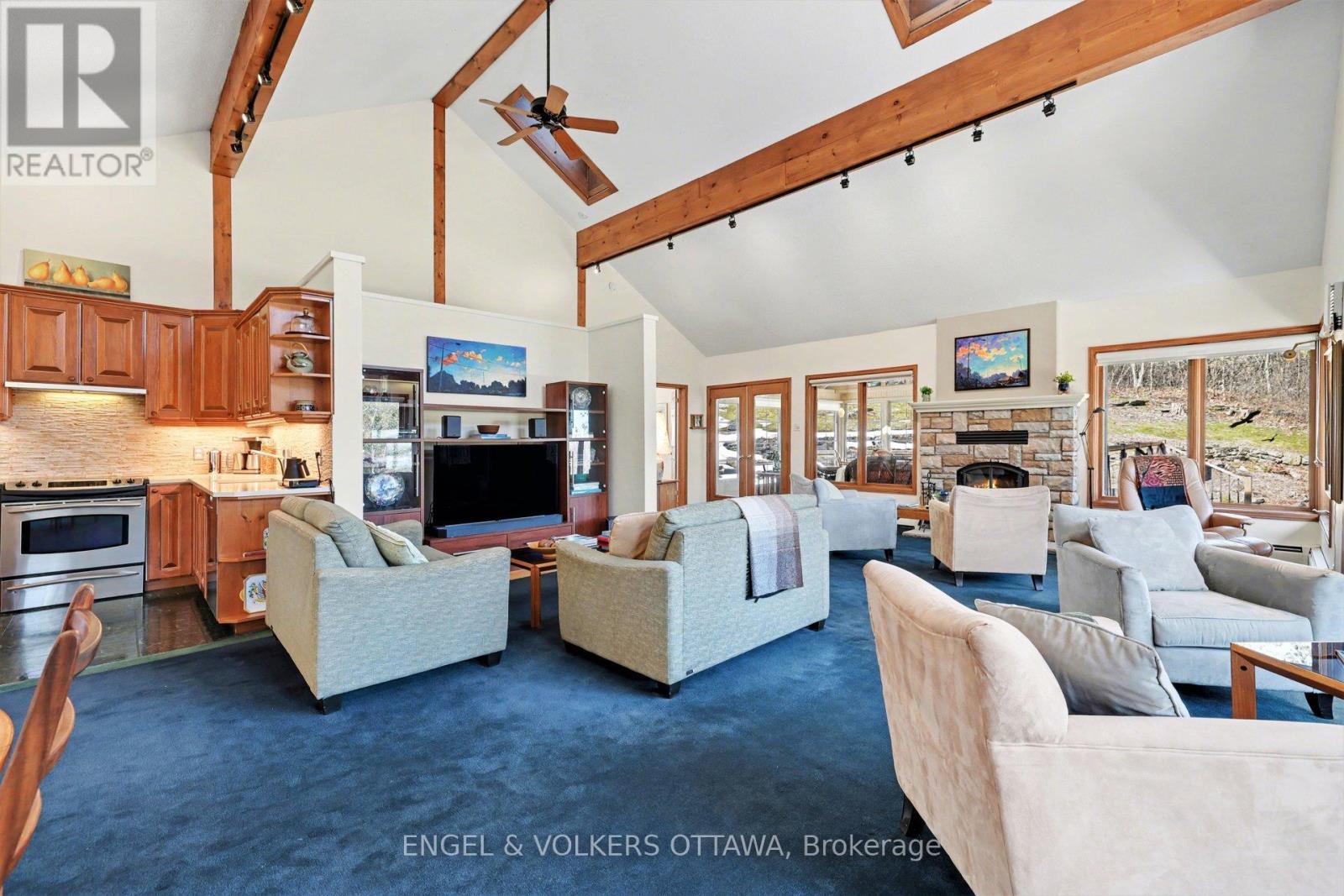 4637 Northwoods Drive