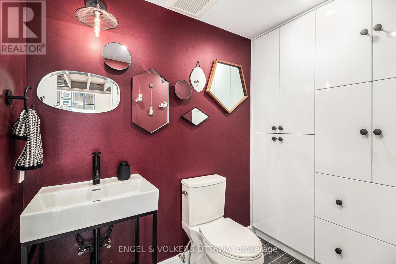 203 - 24 Springfield Road