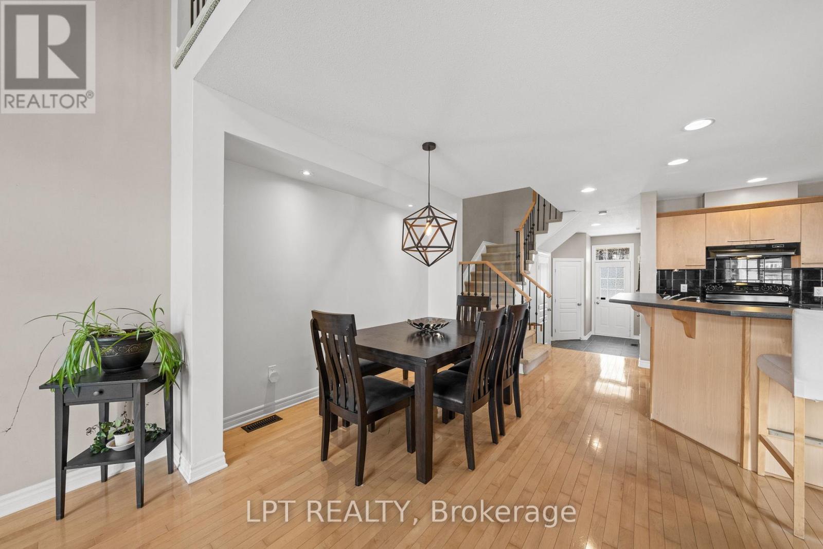 485 Grey Seal Circle