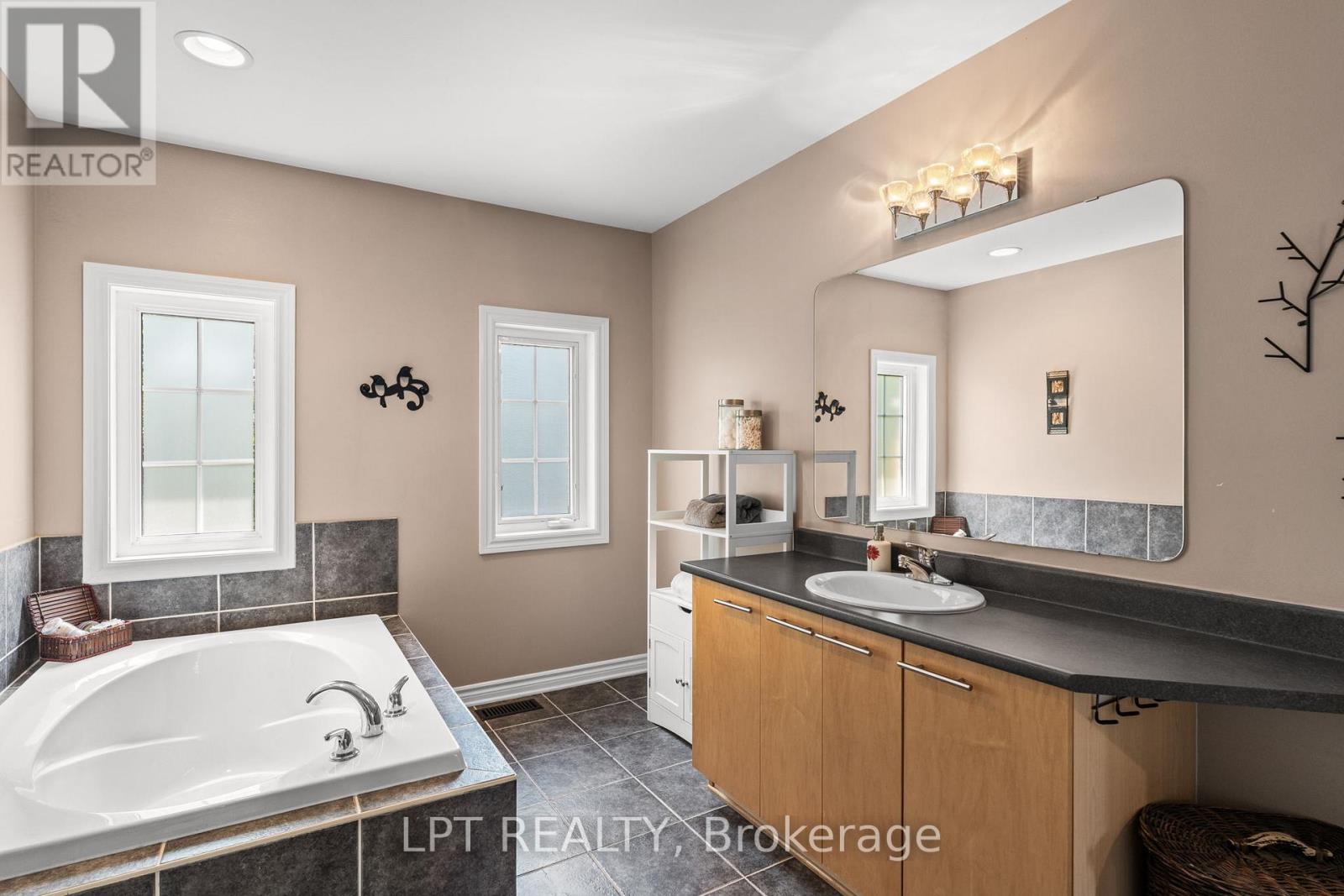 485 Grey Seal Circle