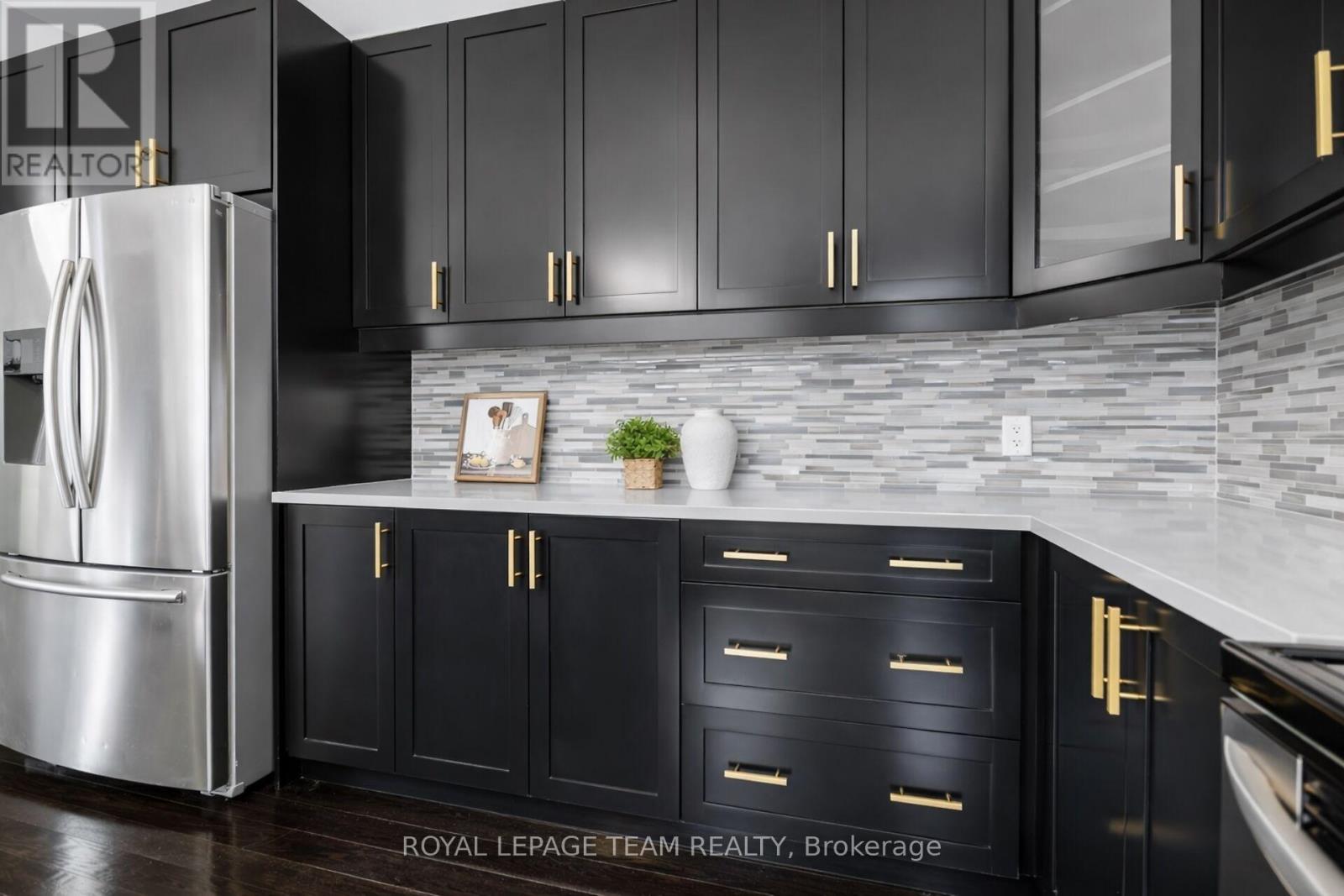 522 Brigatine Avenue