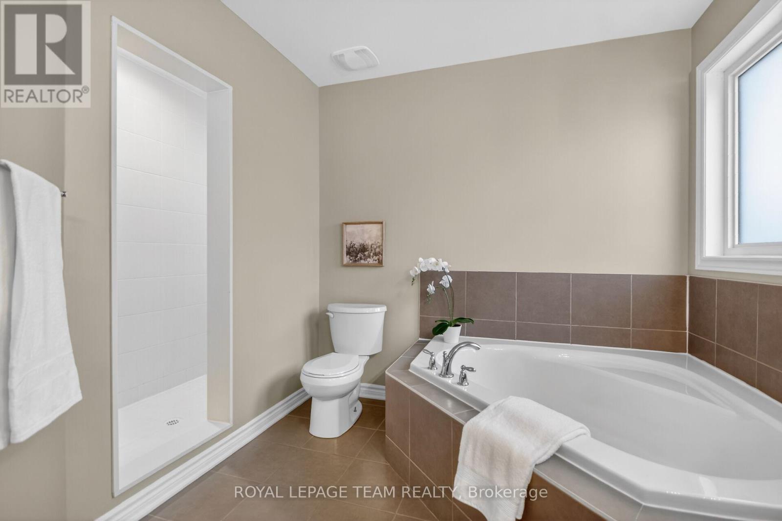 522 Brigatine Avenue