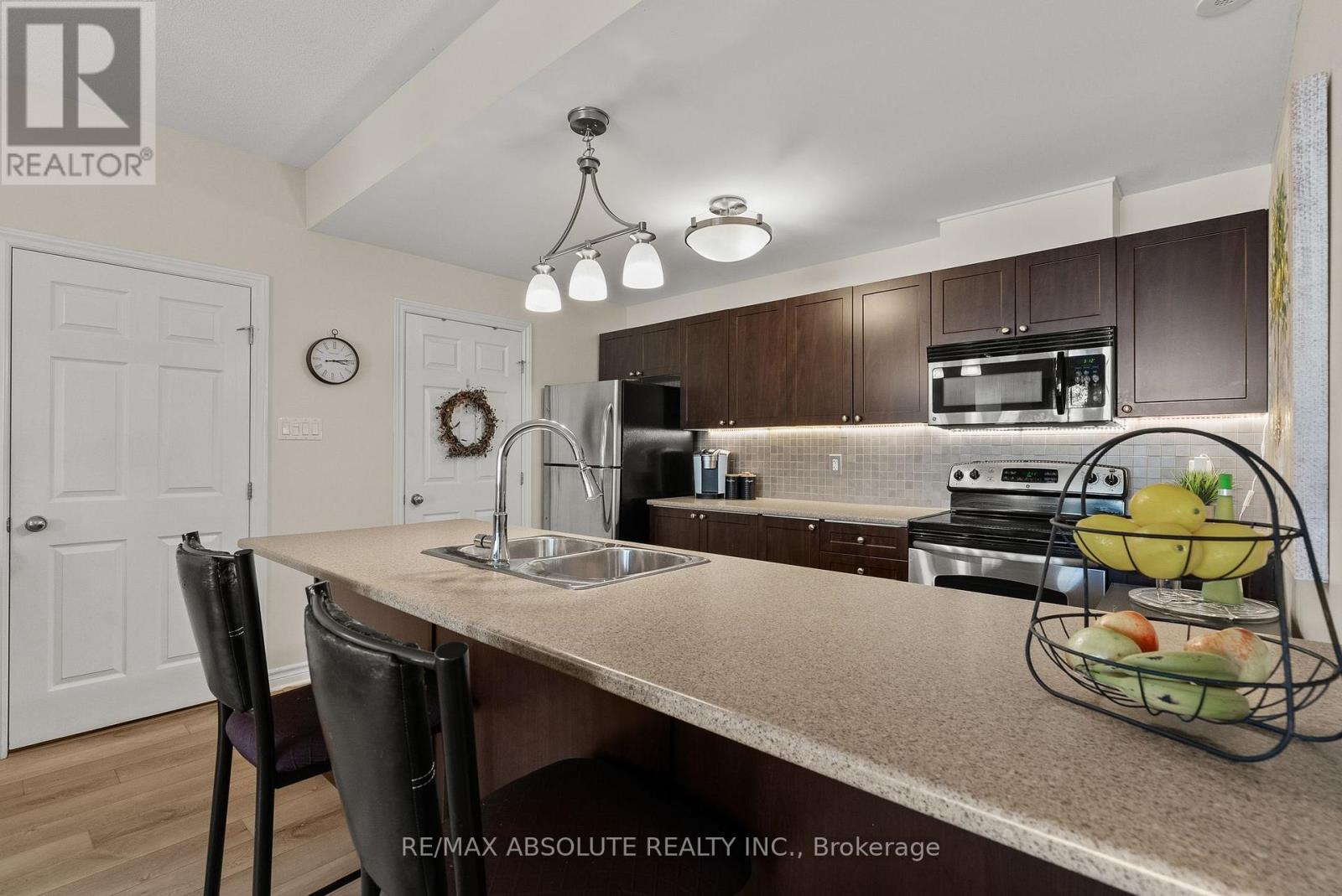 F - 1119 Stittsville Main Street