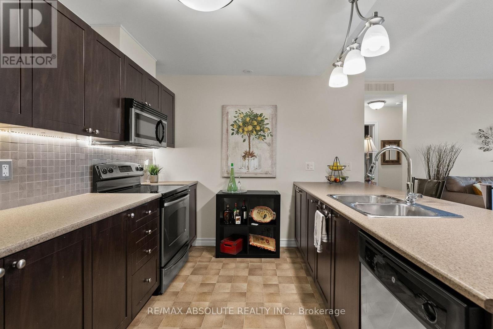 F - 1119 Stittsville Main Street