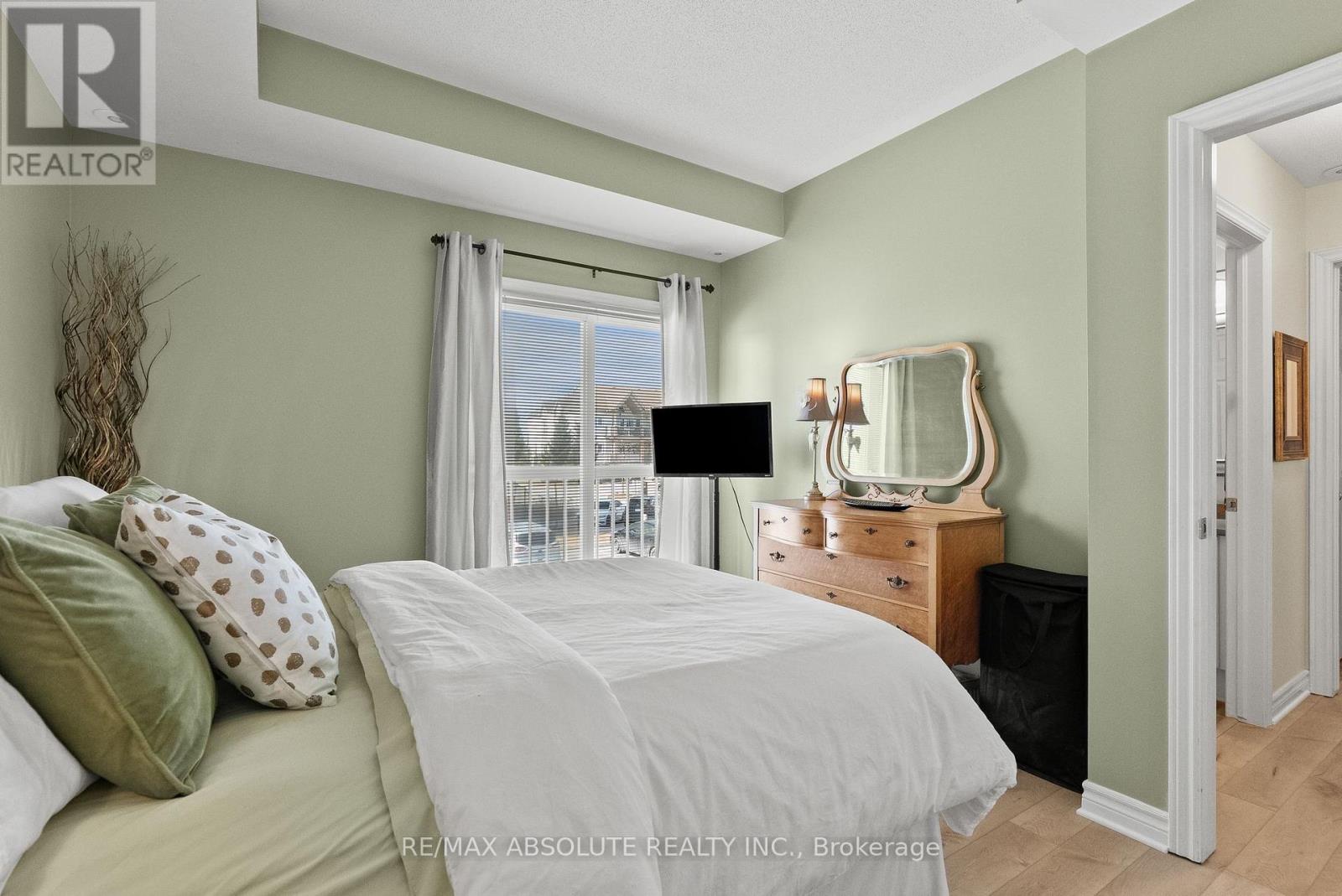 F - 1119 Stittsville Main Street