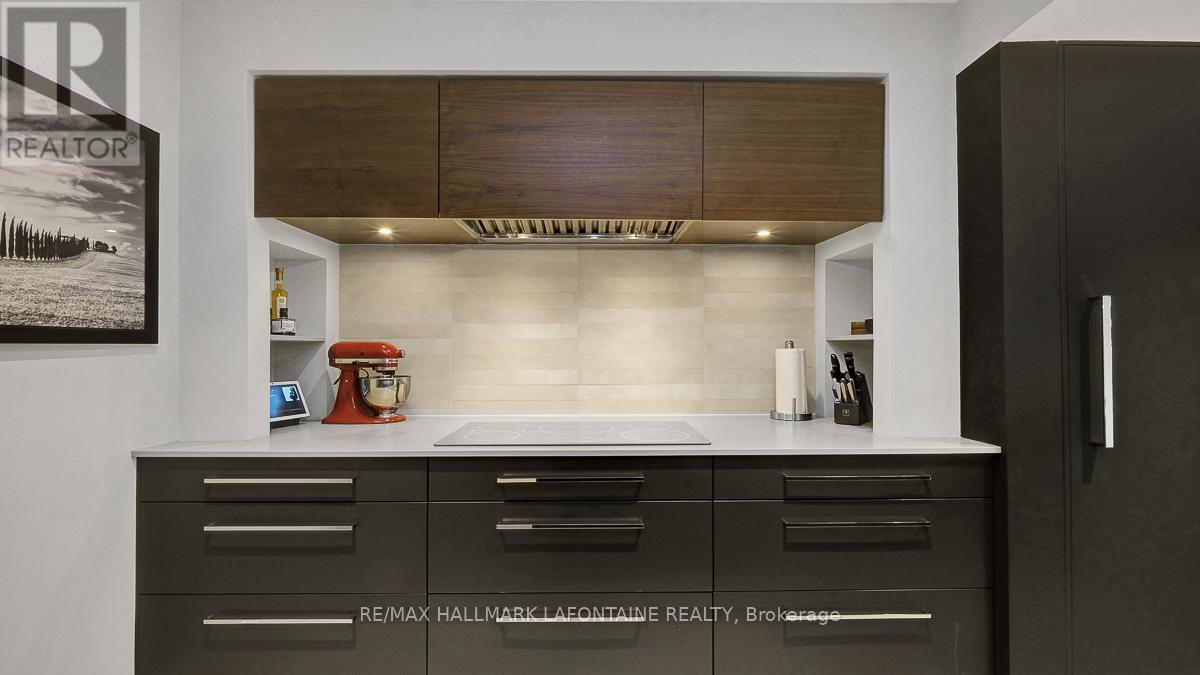 1288 Turner Crescent